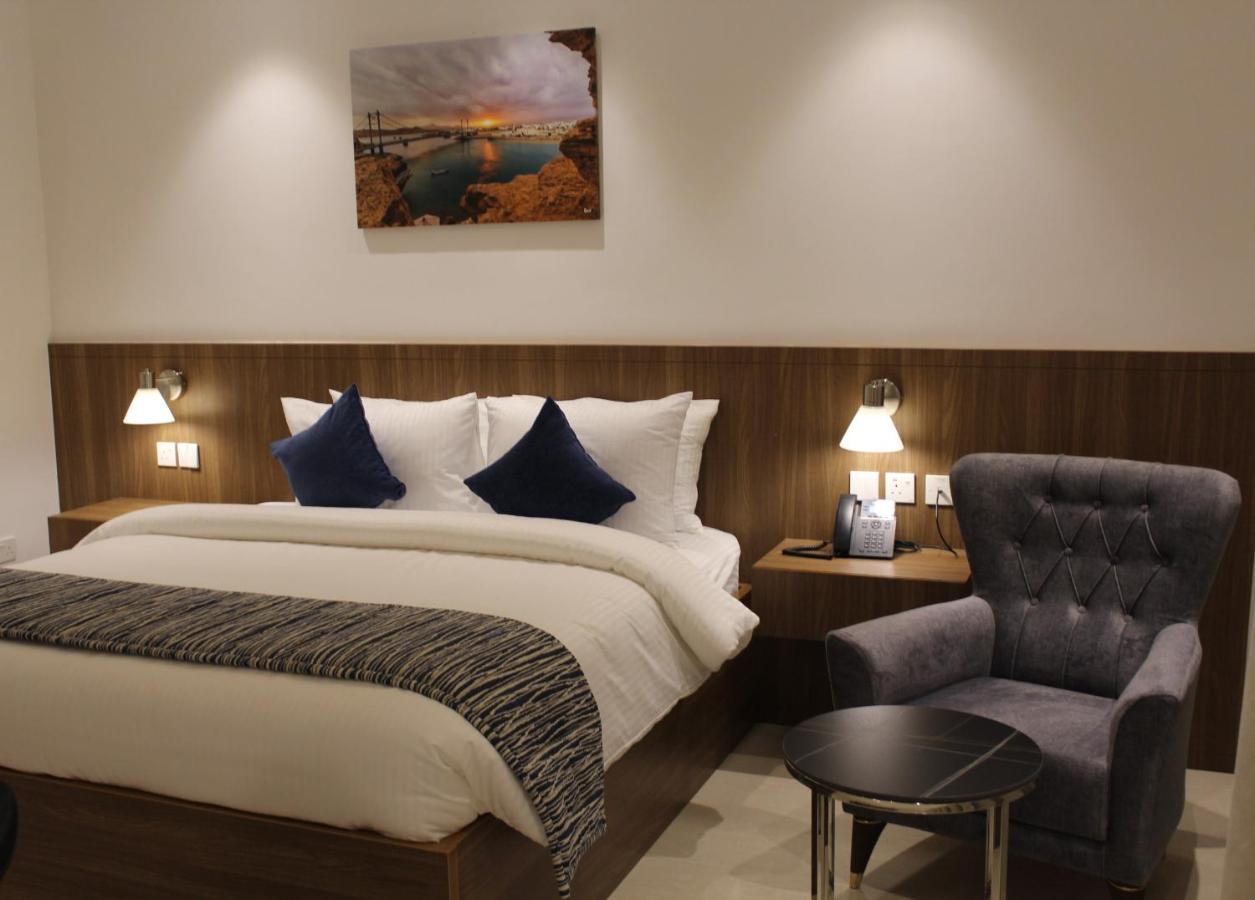 Duqm Express Hotel Exterior foto